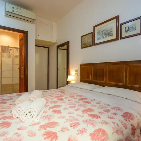 Althea Pensionat Florens